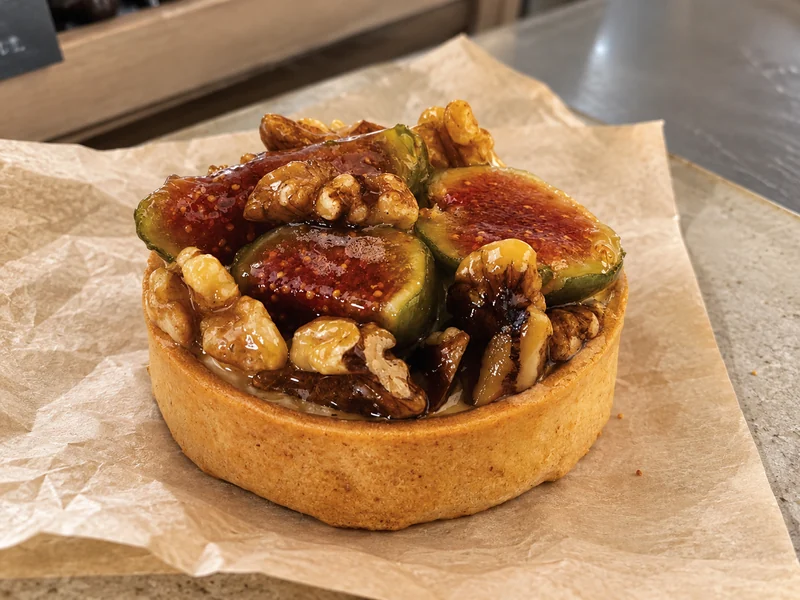 Tarte aux figues et noix caramélisées